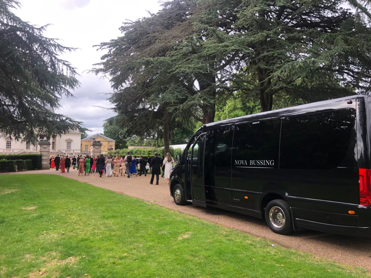 minibus